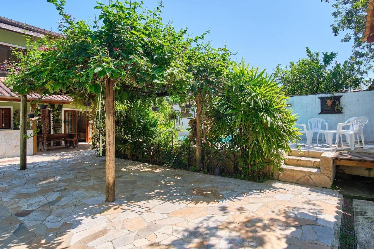 Villa Casa Petunia Com Ar E Piscina Perto Do Centro Araquari Exterior foto