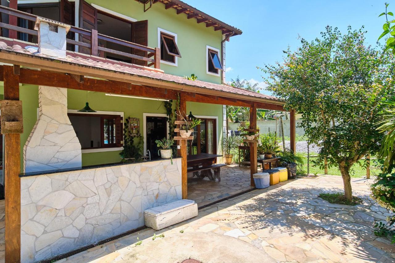Villa Casa Petunia Com Ar E Piscina Perto Do Centro Araquari Exterior foto